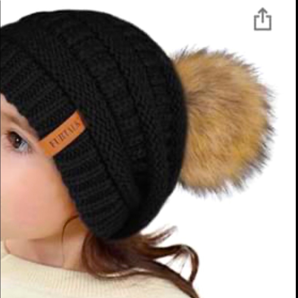 NWT Kids Winter Knit Beanie & Faux Fur Pom Pom